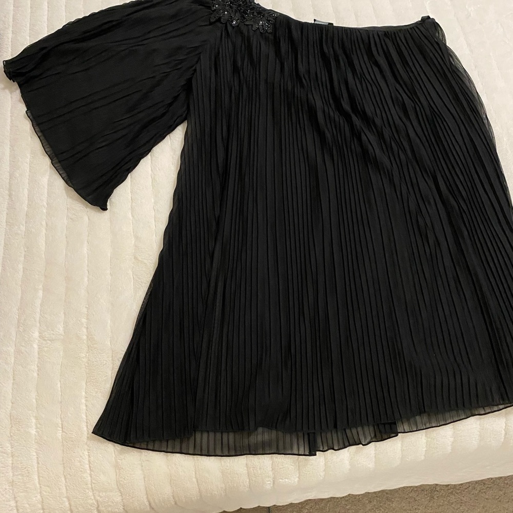 Babydoll one shoulder dress